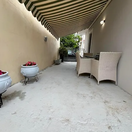 度假居 Cozy House In 阿尔戈斯托利翁