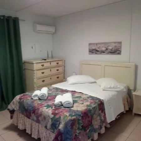 Cozy House In * أرغوستولي