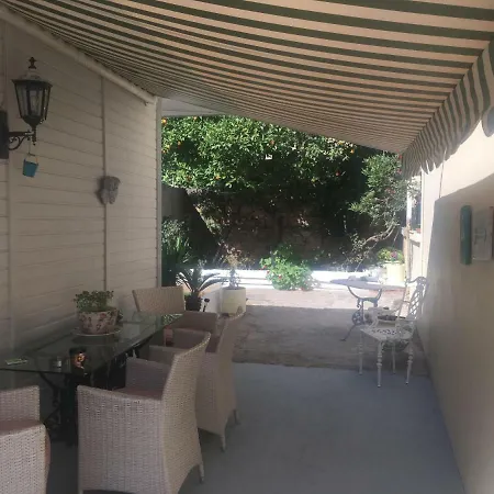 Semesterbostad Cozy House In *